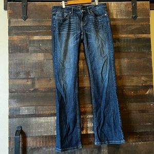Banana Republic bootcut jeans, size 6R. Snap pockets on back
